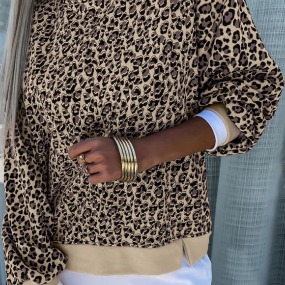 Sweatshirt - Picture 1 of 1